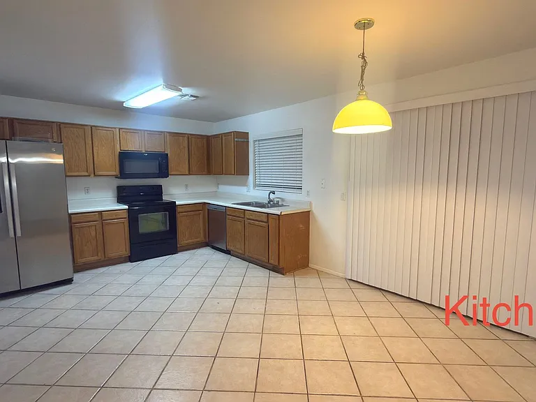 8501 W Hazelwood St — Photo 9