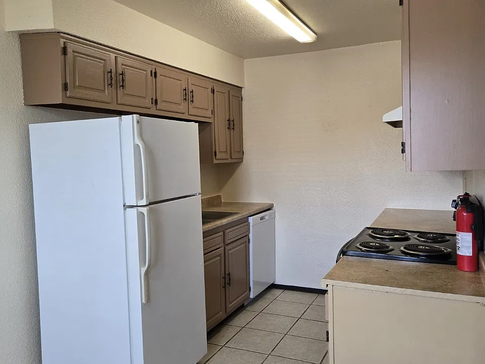 2450 Hagerty Rd #4