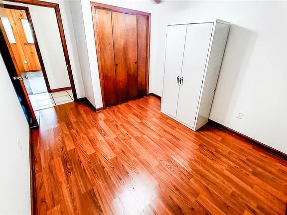 5th image of 3637 E Loyola Dr