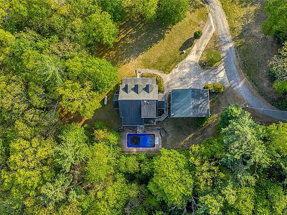 4th image of 1600 Timber Ridge Road