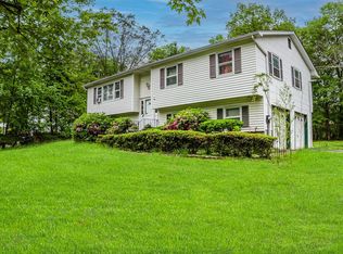 5 Catalpa Court, Bardonia, NY 10954