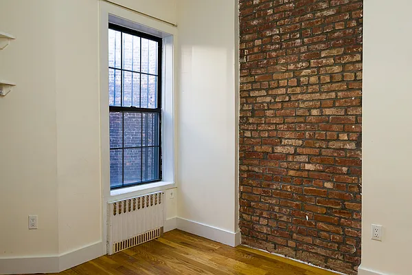 Rented by Nooklyn NYC LLC | media 24