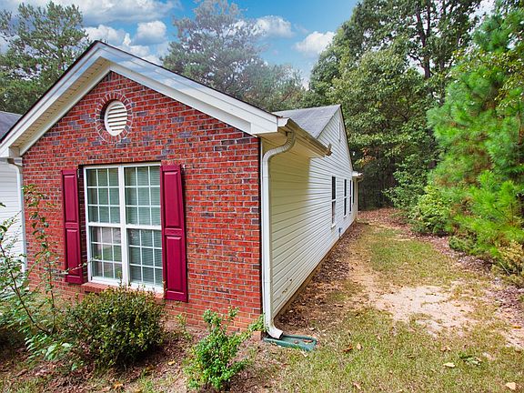 2nd image of 622 Marigot Way