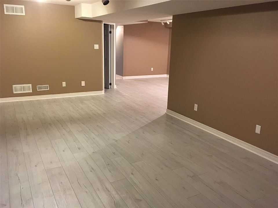 2nd image of 39 Breeze Dr