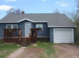 2002 Deer Lake Ave, Ishpeming, MI 49849