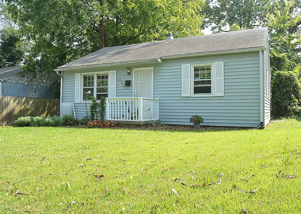 1st image of 2505 E 69th St