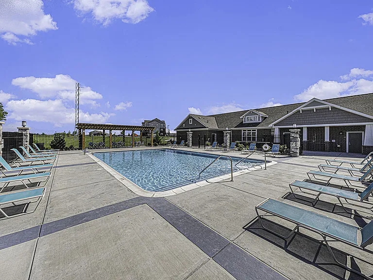 Eagle Ridge Apartment Homes — Photo 41