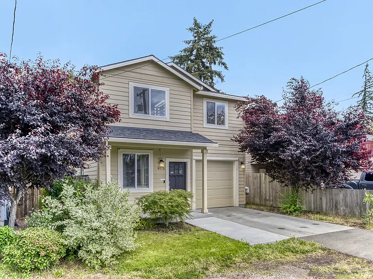 8573 SE Gray St — Photo 2