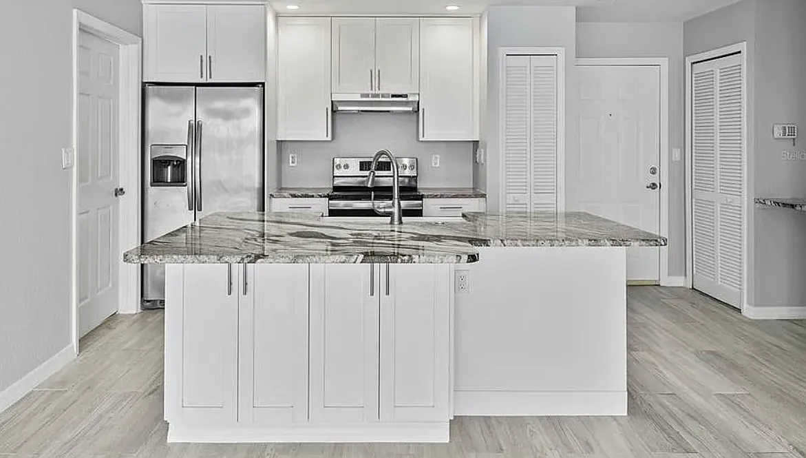 2 bed, 1184 sqft, $3,250 — Photo 3