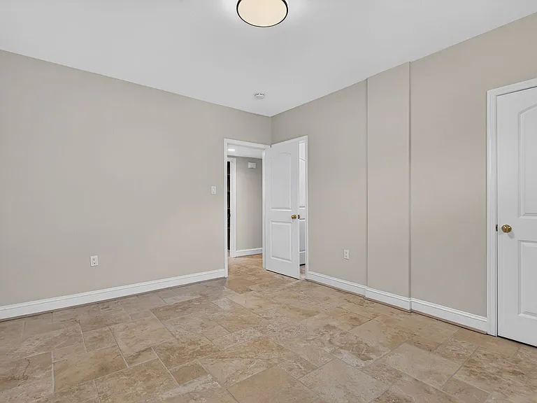 6216 Goodview St — Photo 41
