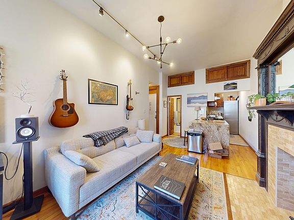 3rd image of 334 W 88th St APT 7