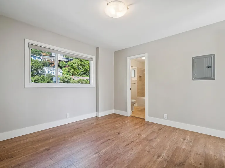 126 Edwards Ave #126 — Photo 6