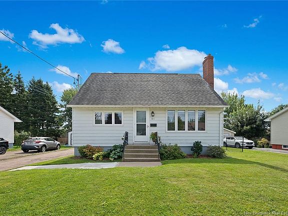 2nd image of 51 Ellerdale Ave