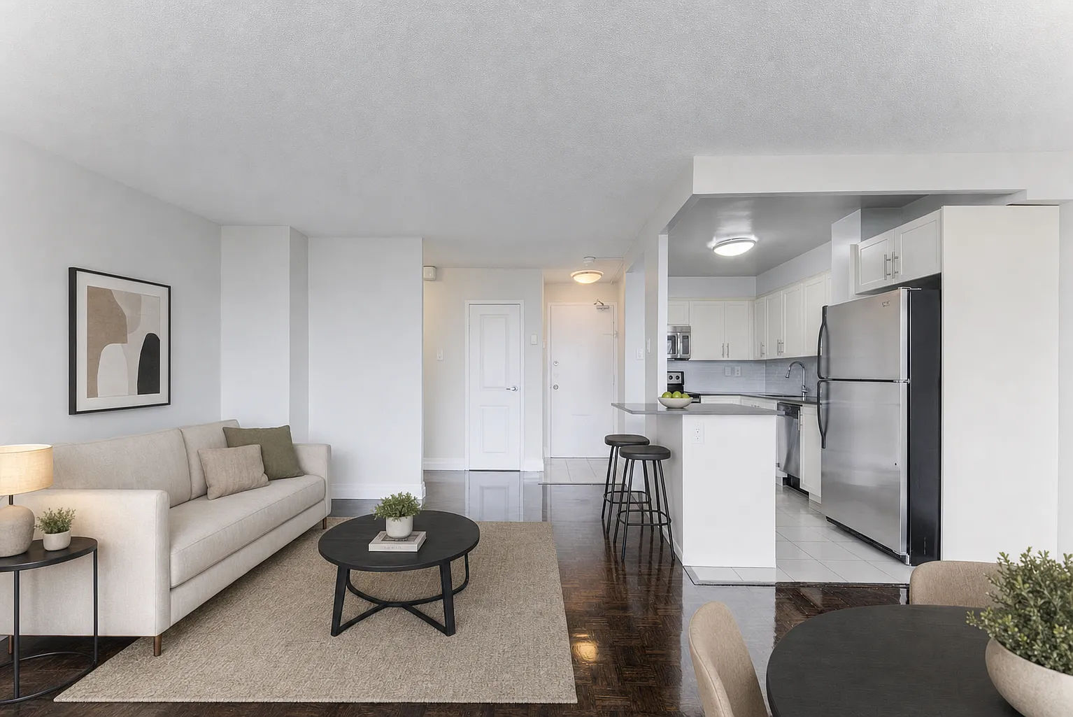 155 Wellesley Street East — Photo 3
