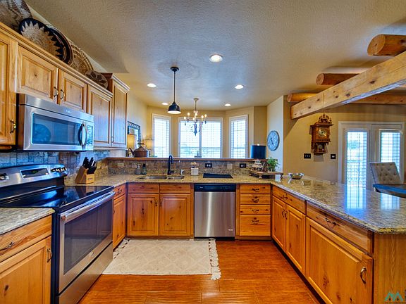 5th image of 3706 Brentwood Pl