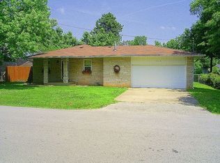 520 S Duke Ave, Springfield, MO 65802