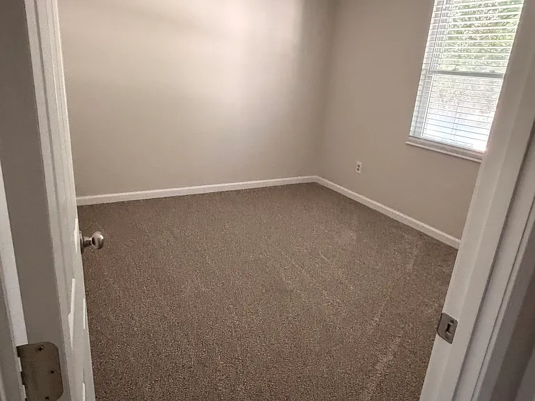 27 Millrace Dr — Photo 13