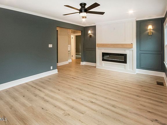 2nd image of 2555 Edgewood Ave