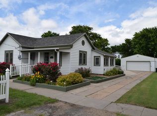 113 3rd St, Gorham, KS 67640