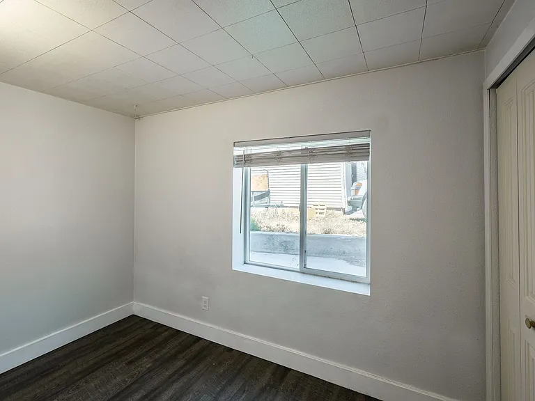 D1420AV — Photo 6
