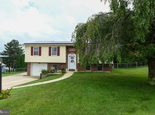 120 Skyview Dr, Shrewsbury, PA 17361