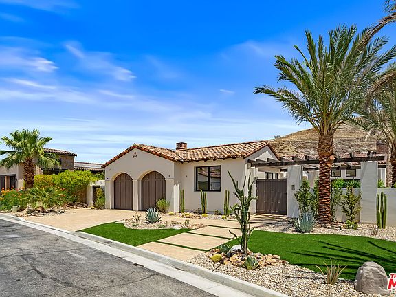 3rd image of 26 Santa Rosa Mountain Ln