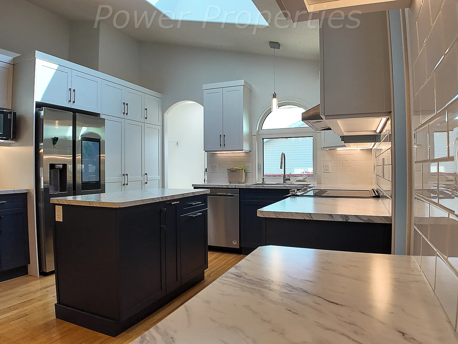 38 Riverstone Blvd W — Photo 3