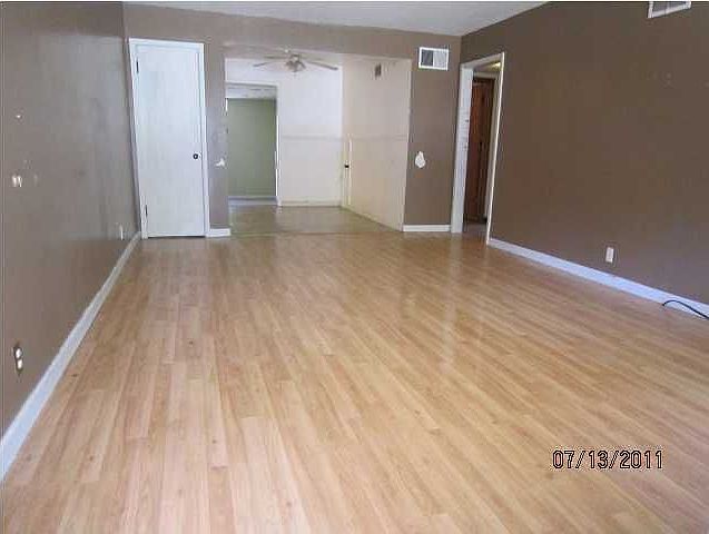 2nd image of 1644 S Faulders Ln