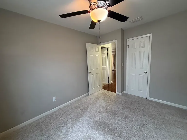 289 Honeysuckle Way — Photo 31