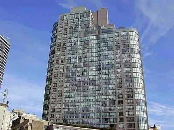 24 Wellesley St W, Toronto, ON