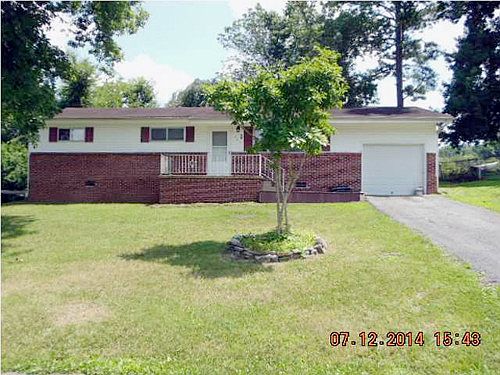 1st image of 731 Roberta Dr