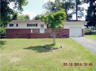 731 Roberta Dr, Rossville, GA 30741