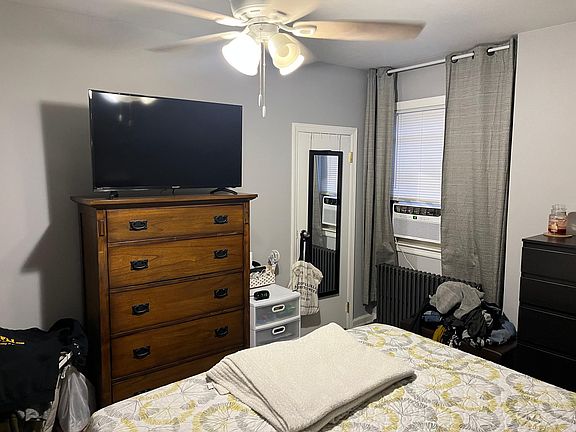 3rd image of 44 Smith St