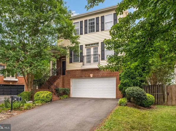 413 N Frederick St, Arlington, VA 22203