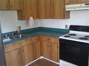 4th image of 3622 E Wilder Ave