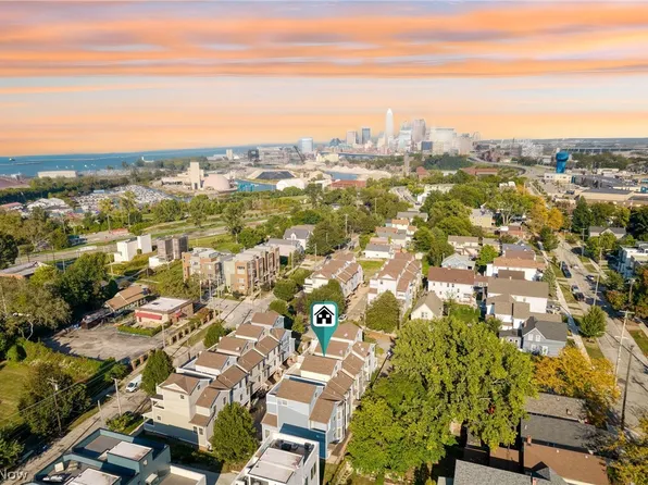 1338 W 54th St, Cleveland, OH 44102