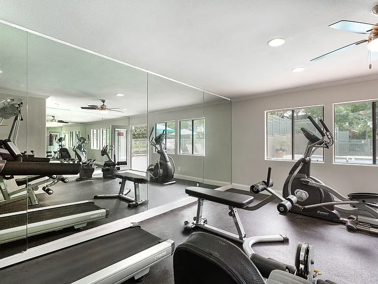 Elan Quail Pointe Apartment Homes — Photo 7