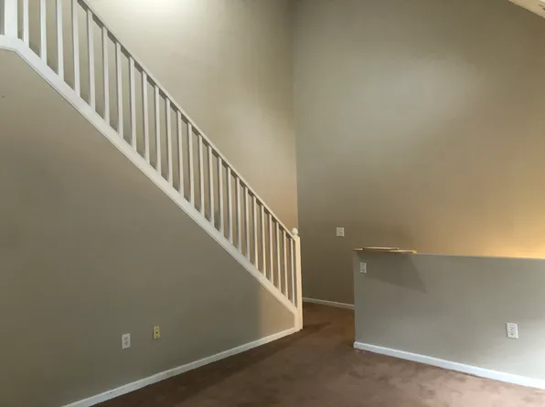 1071 Walnut St #C, Macon, GA 31201