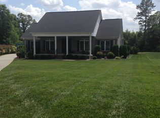 1524 Avalon Oaks Ct, Dallas, NC 28034