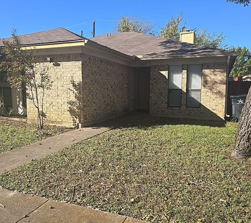 1st image of 818 Lost Forest Dr