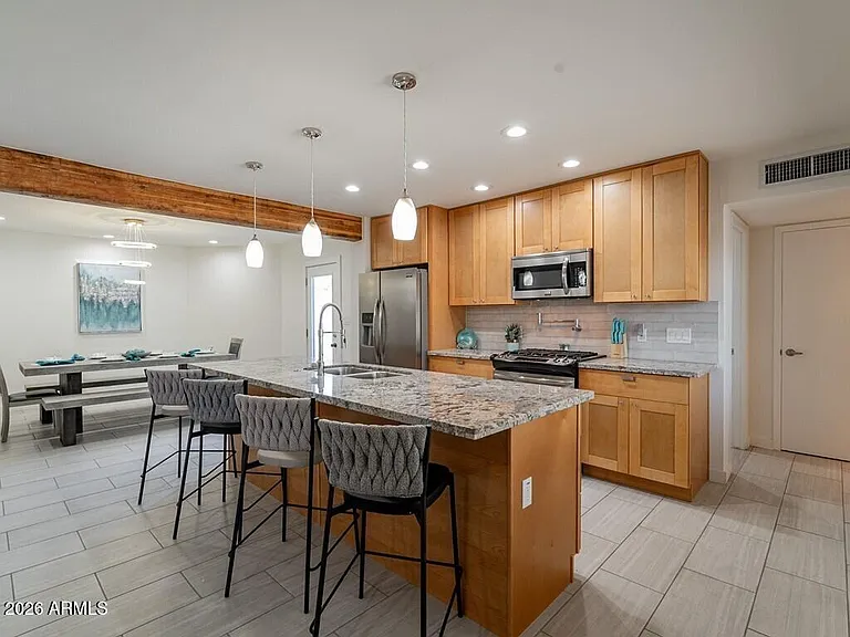 3302 E Turquoise Ave — Photo 17