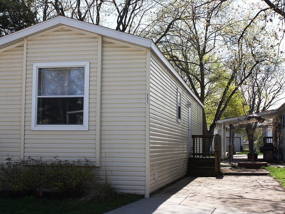2nd image of 231 Parkwood Rd