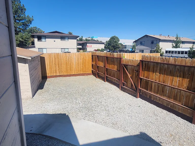 459 Field St — Photo 16
