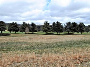 2716 Fairway Dr, Draper, VA 24324