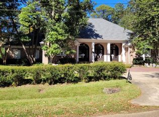 1436 Fontaine Dr, Jackson, MS 39211