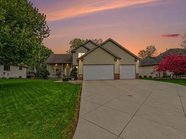 4517 Alicia Dr, Inver Grove Heights, MN 55077