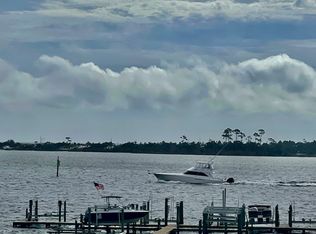 1695 W Highway 98 APT 302, Mary Esther, FL 32569