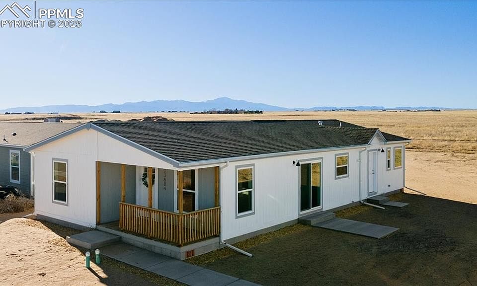 1st image of 23684 Redtail Dr