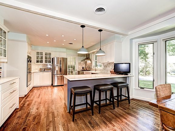Completely Renovated New Kitchen