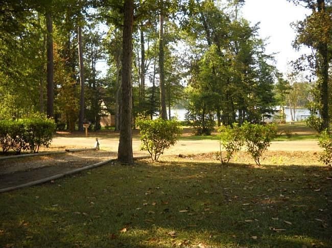 1st image of 505 Charmaine Dr S